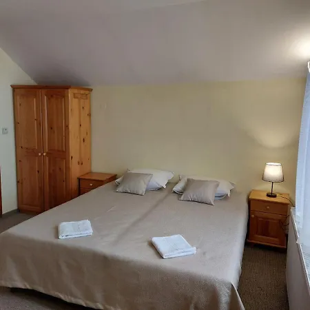 Guest house за гости валеьови *